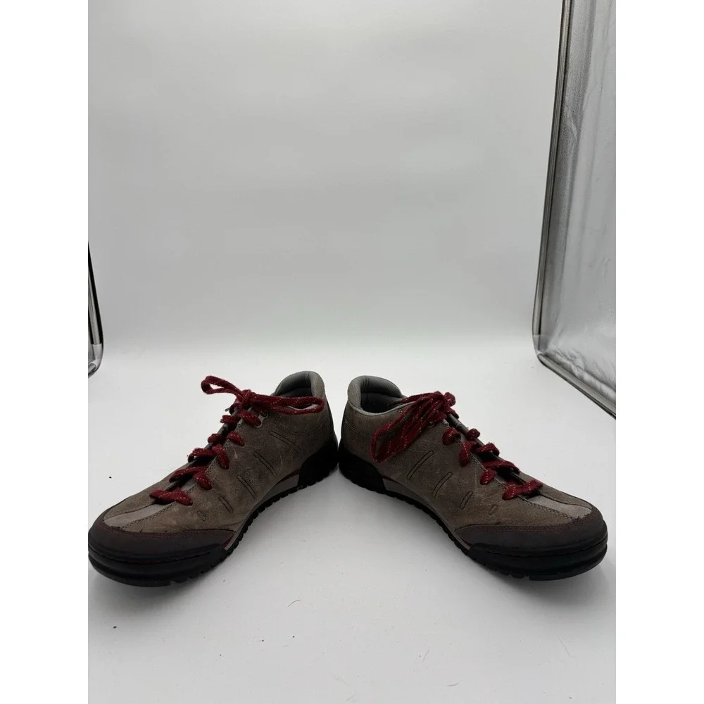 AHNU Kirkham SUEDE Mens SZ 9 HIKING Shoes